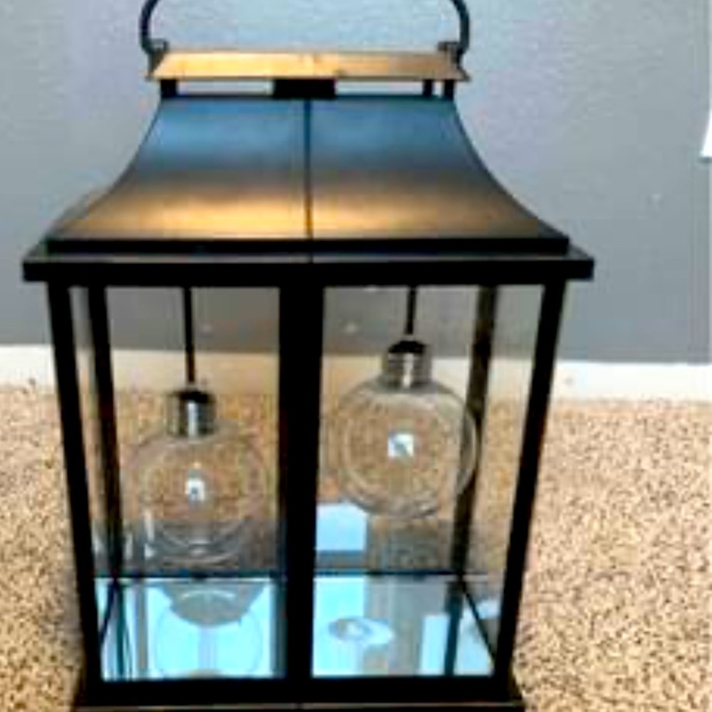 Lamp/decor